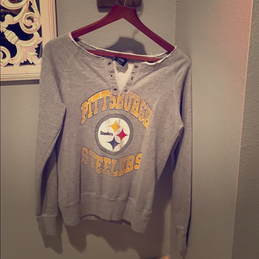 NFL Steelers sweatshirt